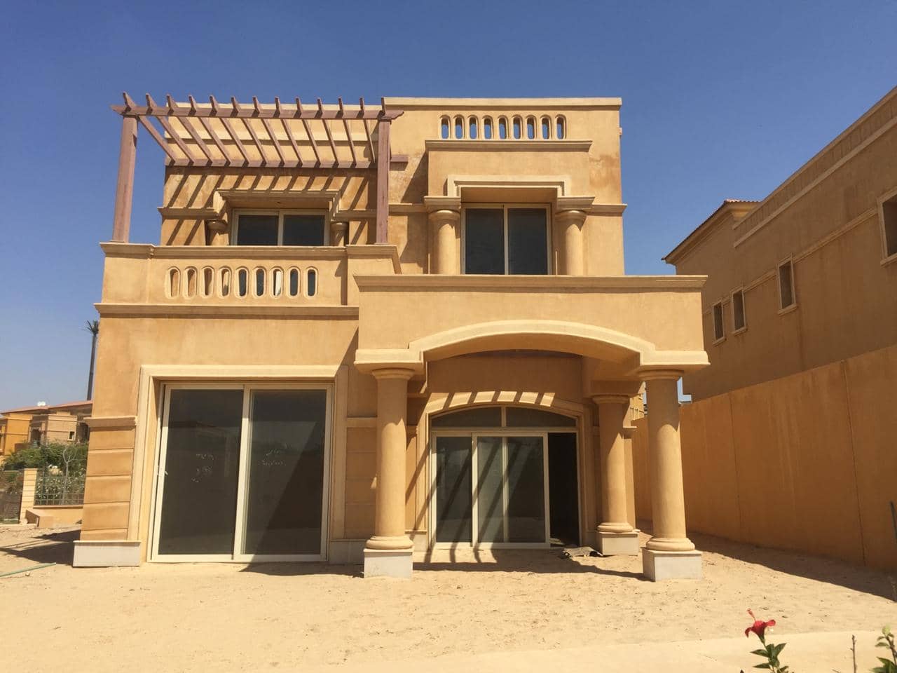  | Villa