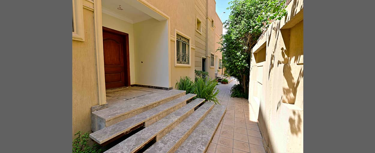  | Villa