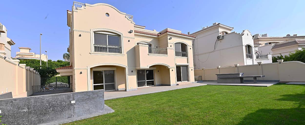El Patio | Villa