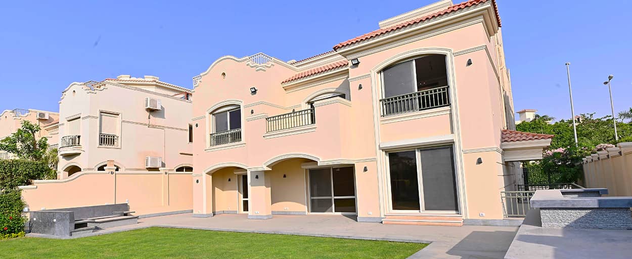 El Patio | Villa