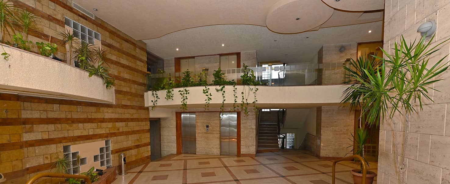  | Apartment