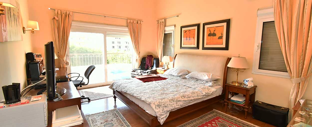 EL Guzeira | Villa