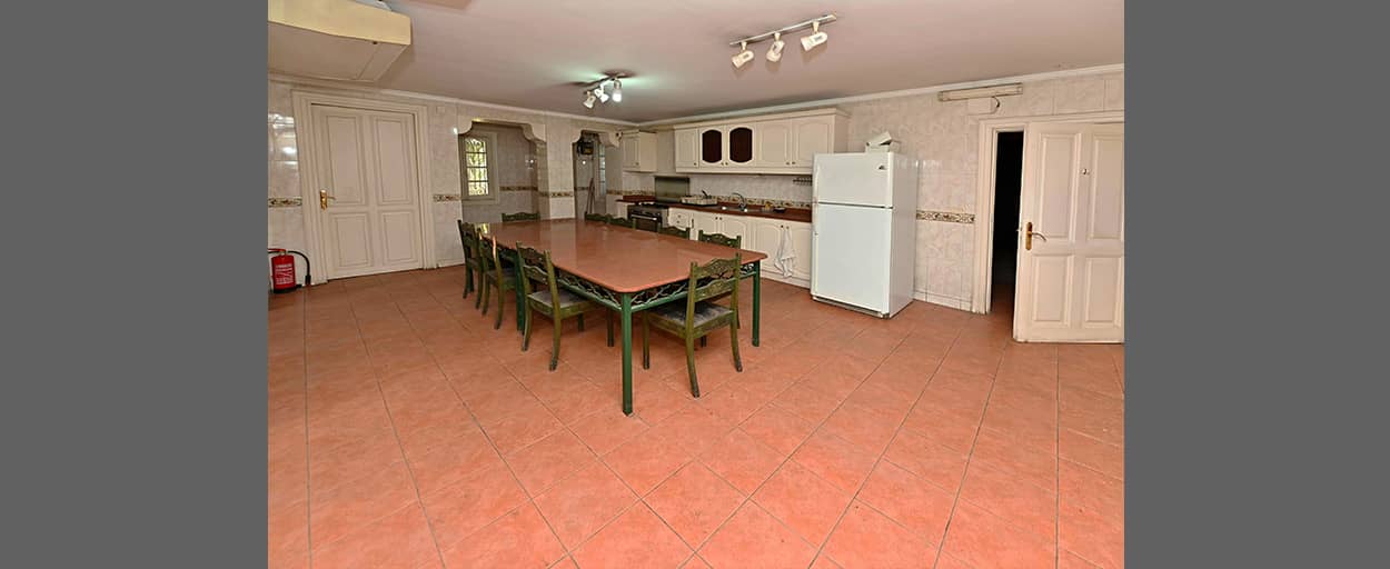  | Villa