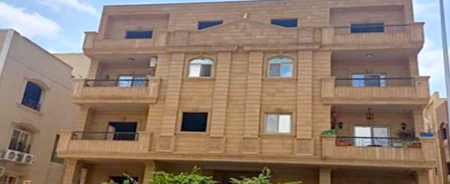 El Banafseg | Building