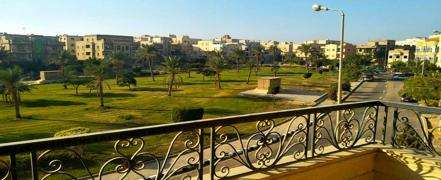 El Banafseg | Villa