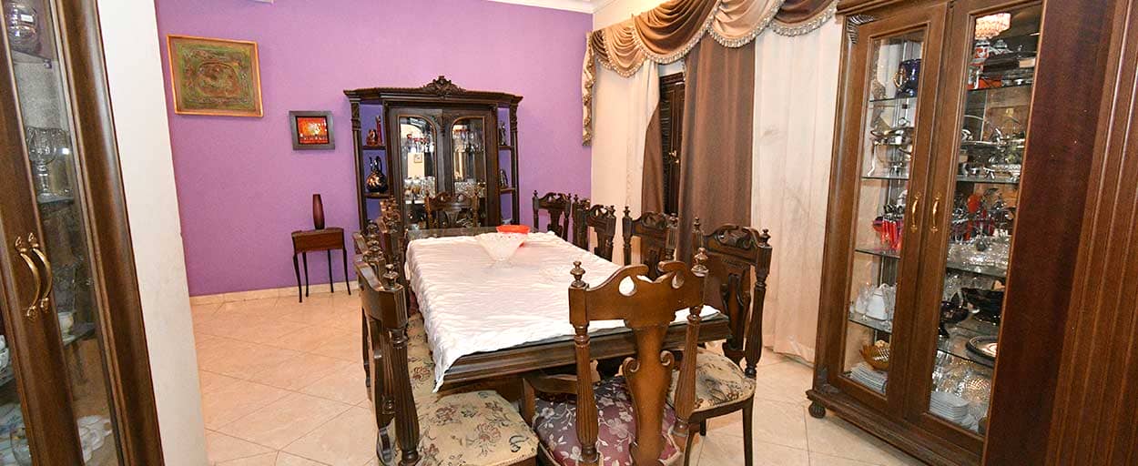 Sarayat | Villa
