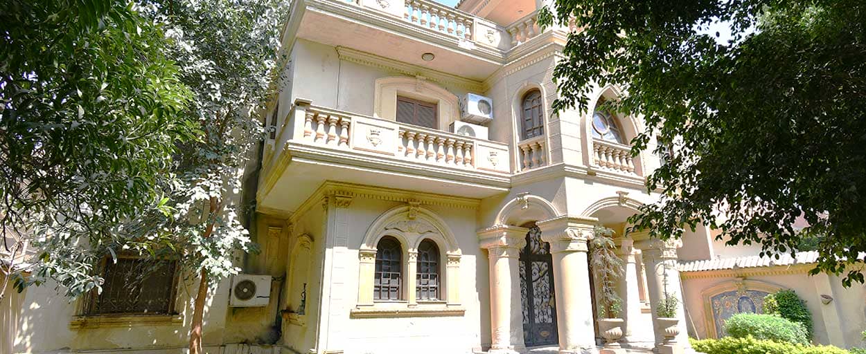 Sarayat | Villa