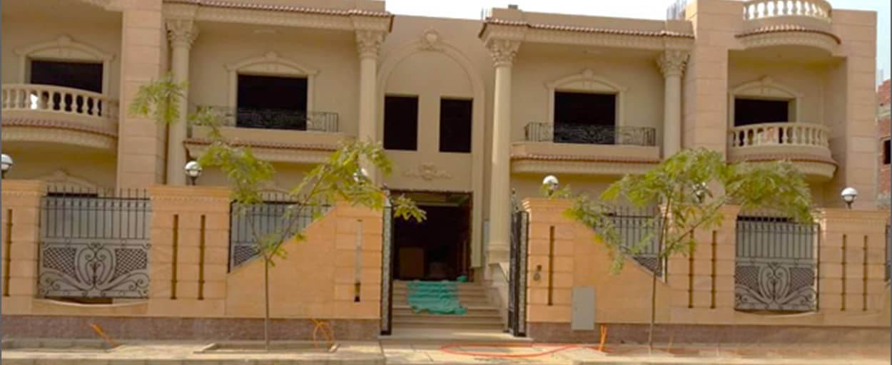 Gharb El Golf | أرض
