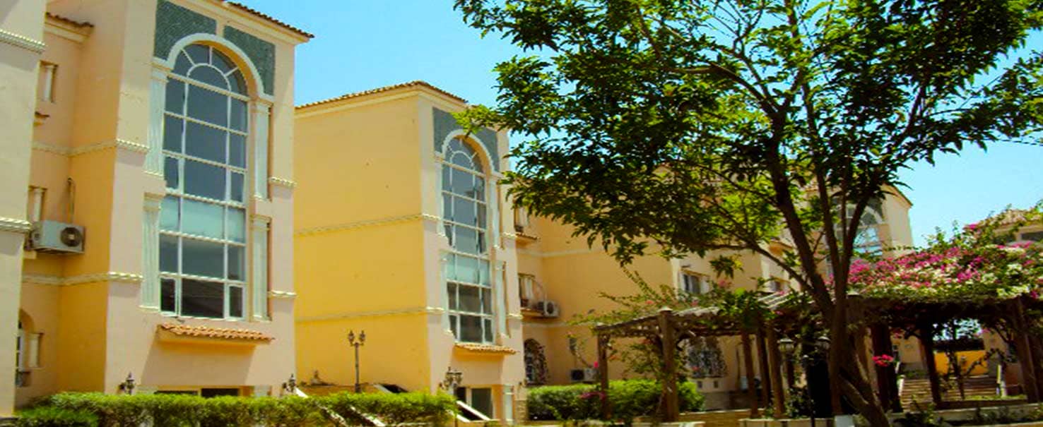 El Nada | Villa