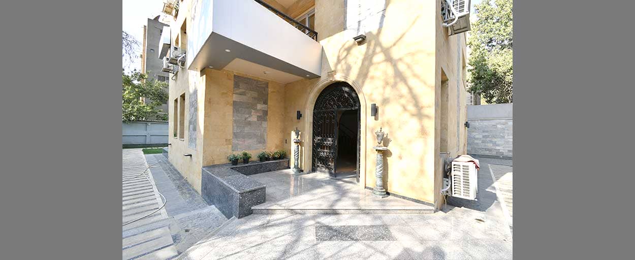 Sarayat | Building