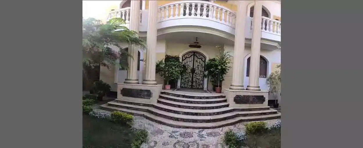 Moon Land | Twin-house
