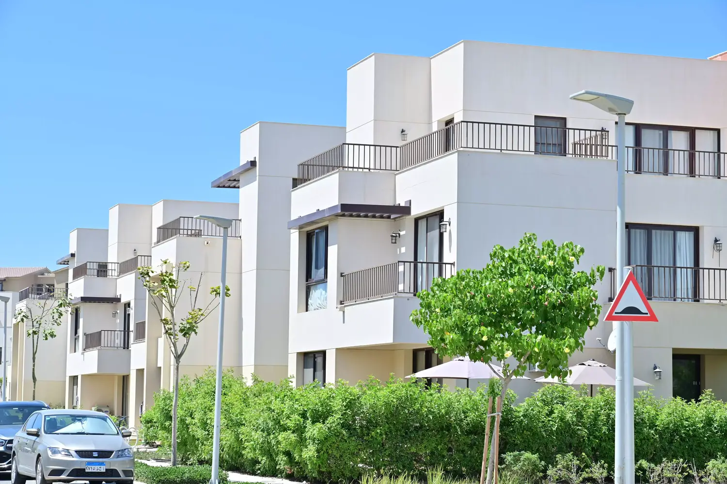 Courtyard - Westown | Apartment