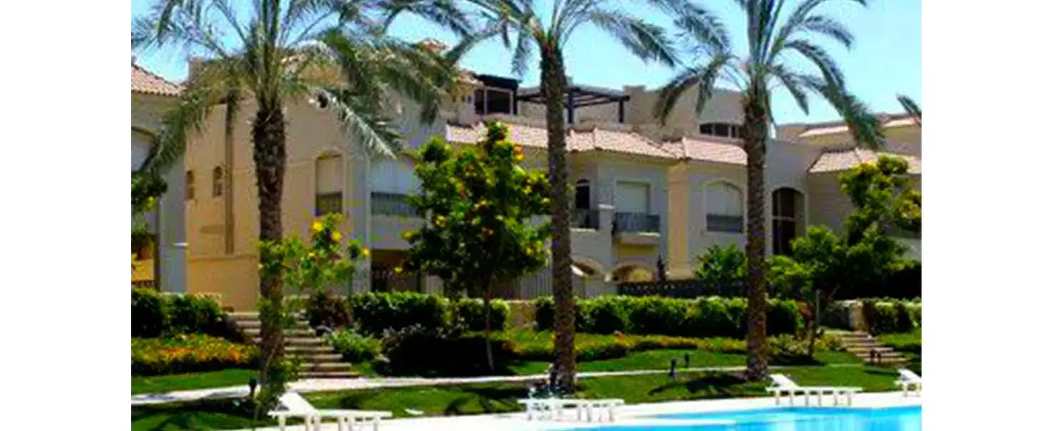 El Patio | Villa