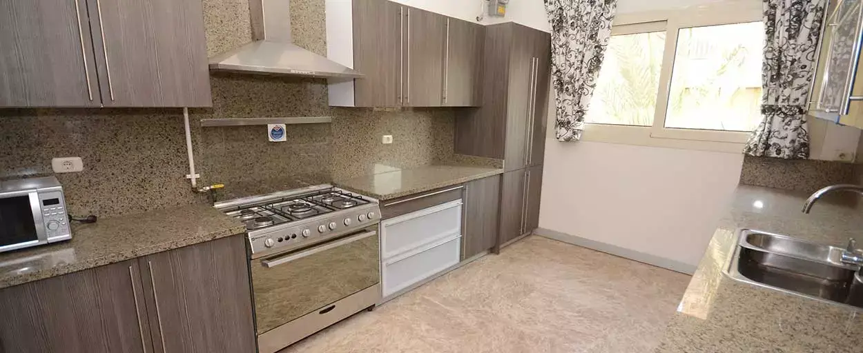Sarayat | Penthouse