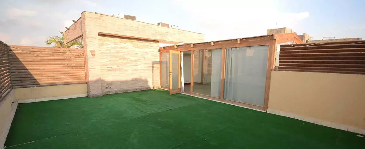 Sarayat | Penthouse