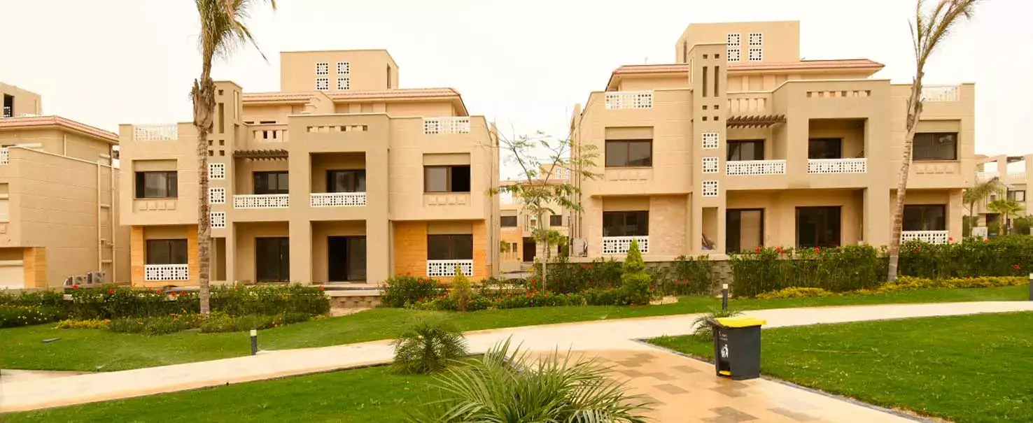 Green 4 | Twin House
