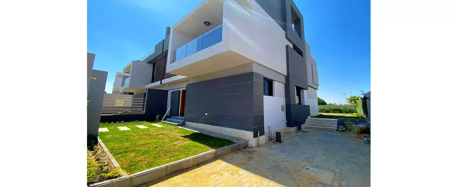 Patio Zahraa | Twin House