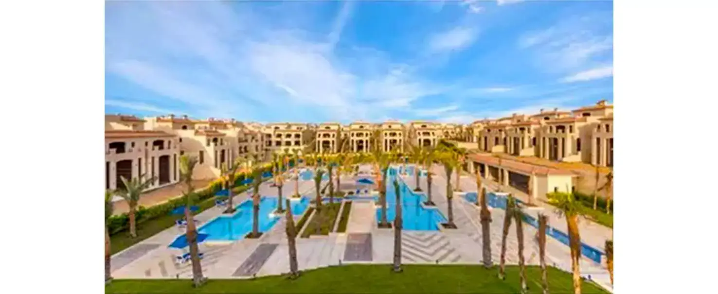 El Patio | Twin House