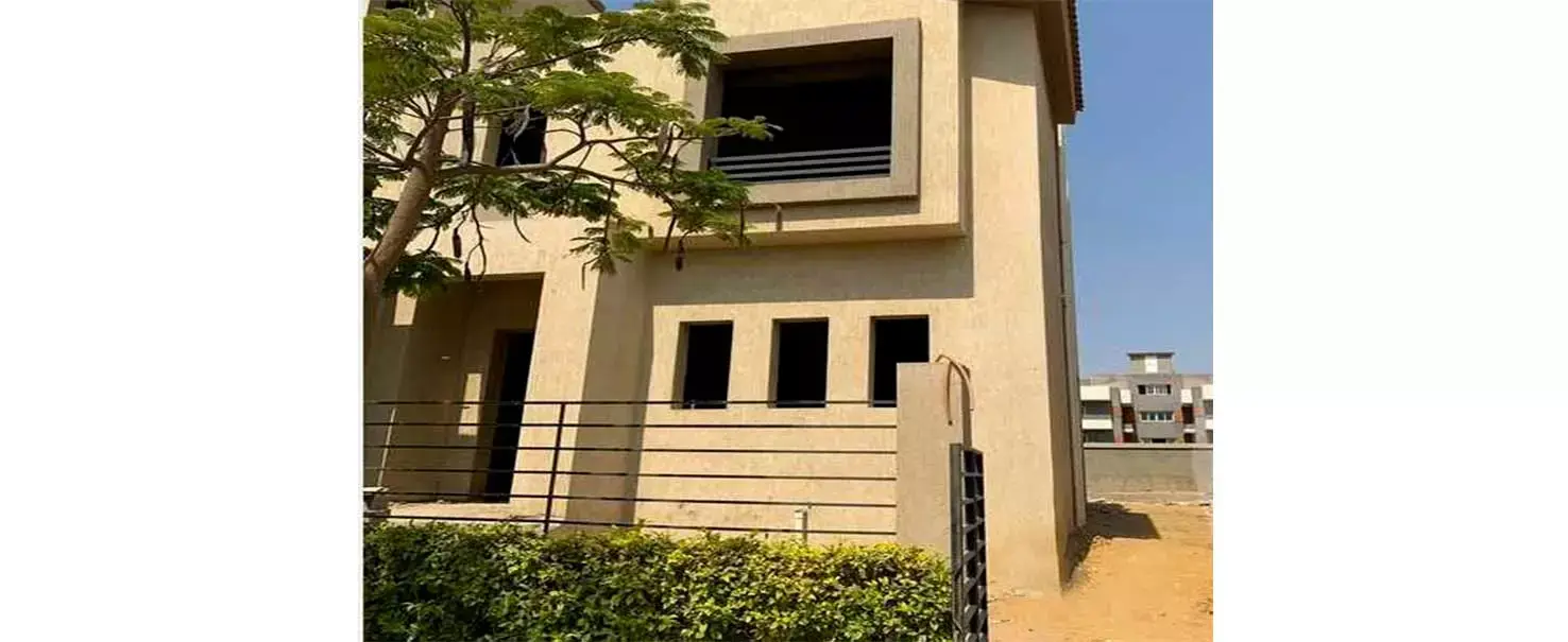  | Twin House