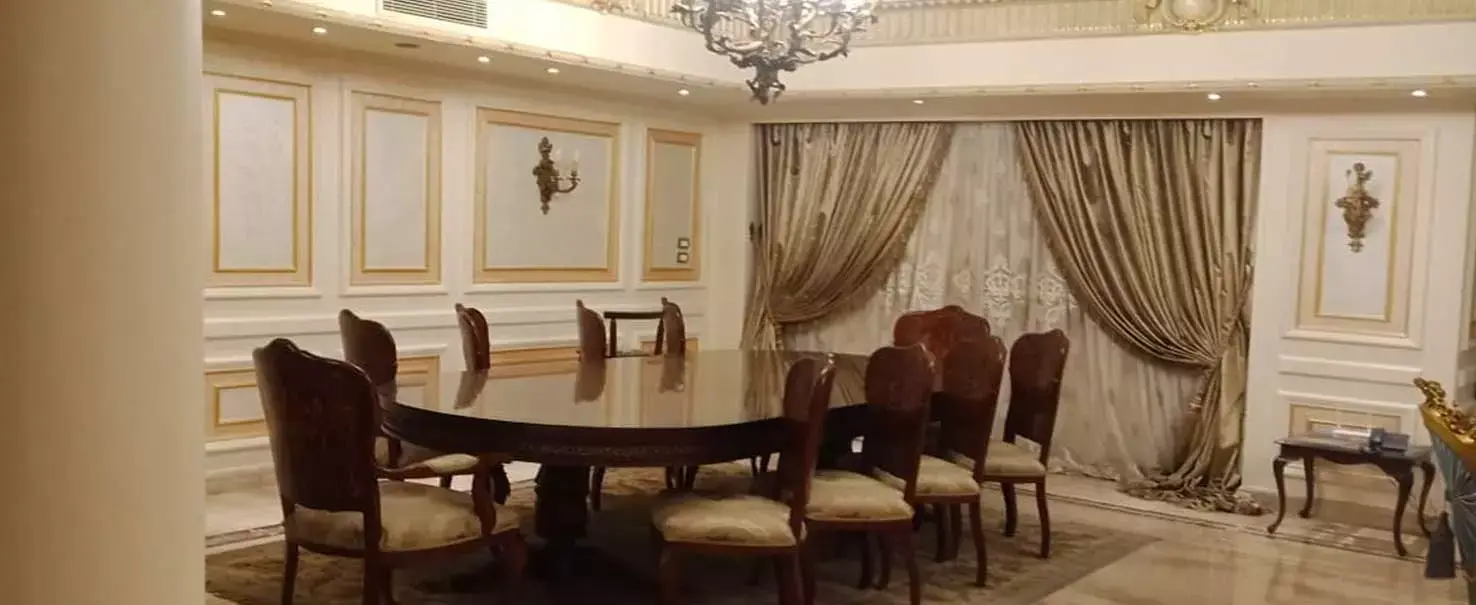 Sama Zayed | Townhouse