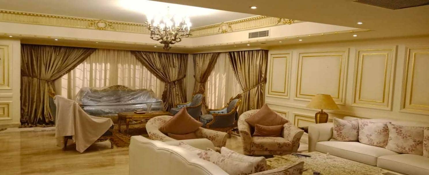 Sama Zayed | Townhouse