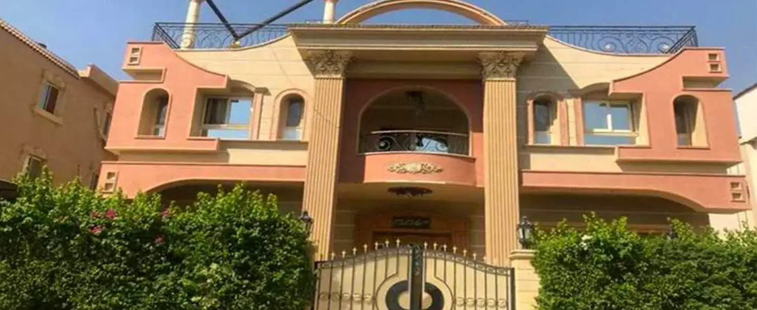  | Villa