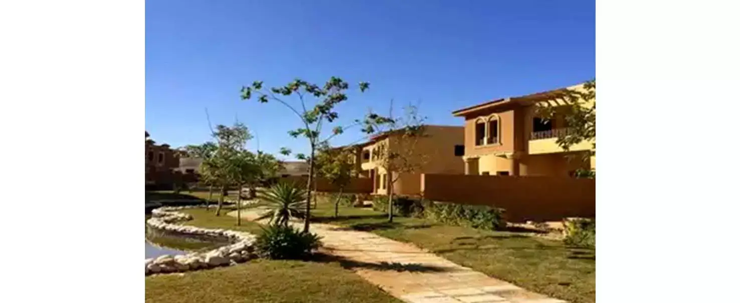 Moon Valley | Twin House