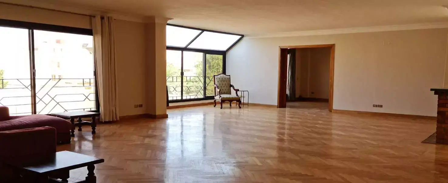 Sarayat | Penthouse