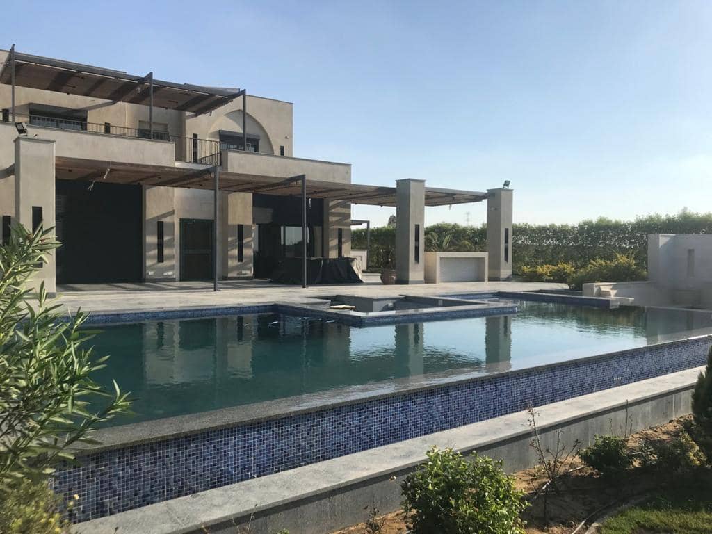  | Villa