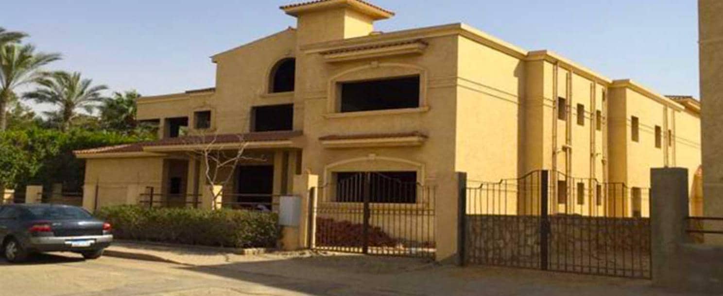 EL Guzeira | Villa