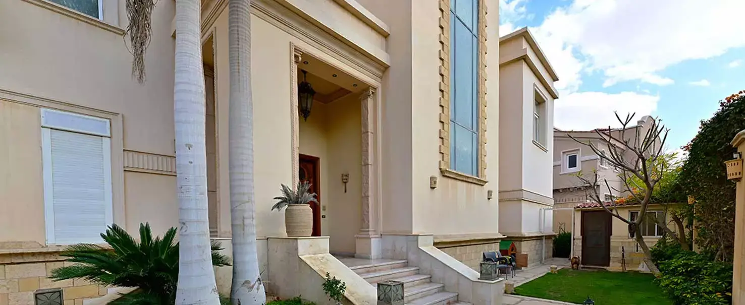  | Villa