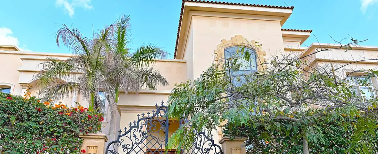  | Villa