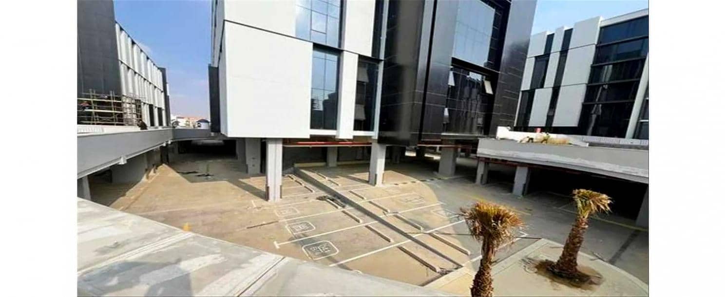 HydePark New Cairo | Office Space