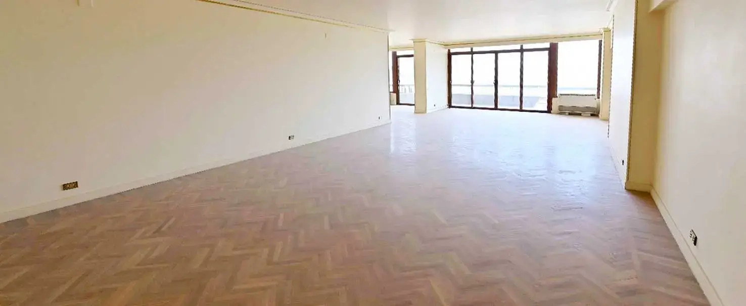  | Apartment