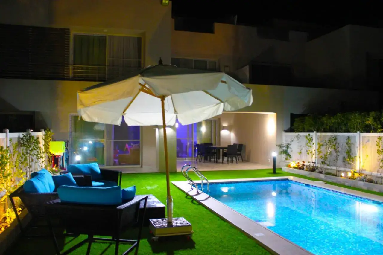 Hacienda West | تاون هاوس