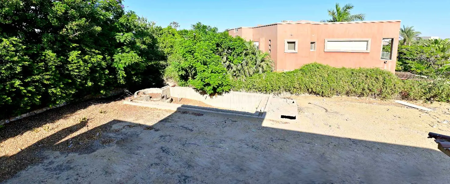 EL Guzeira | Villa