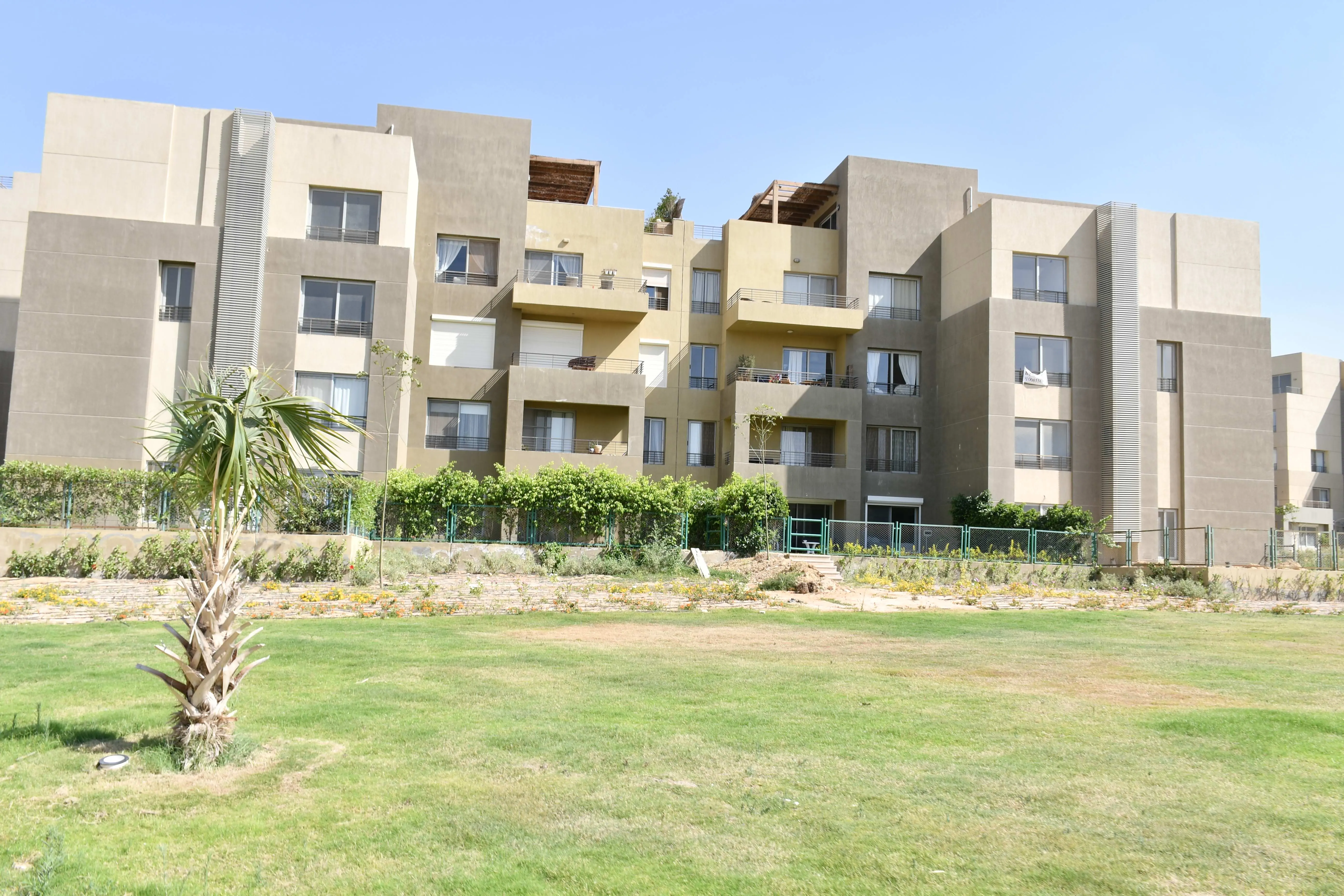 Palm Parks | Apartment