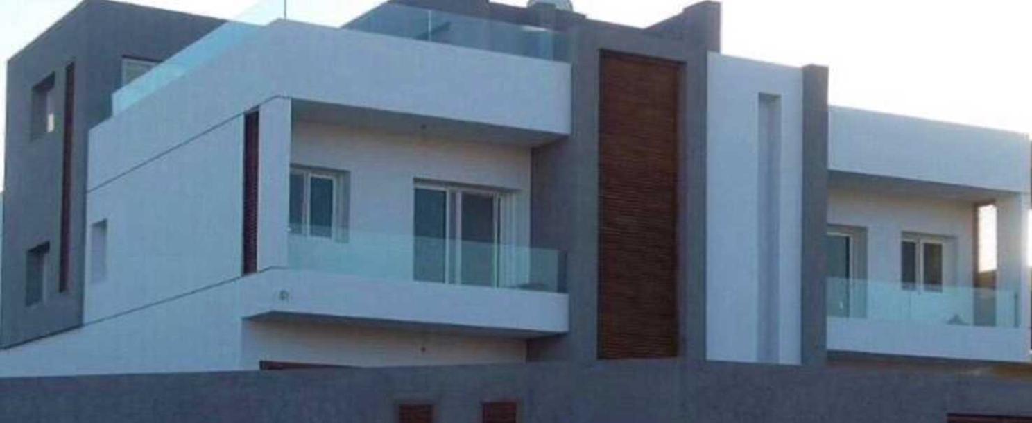 فيرست هايتس | توين هاوس
