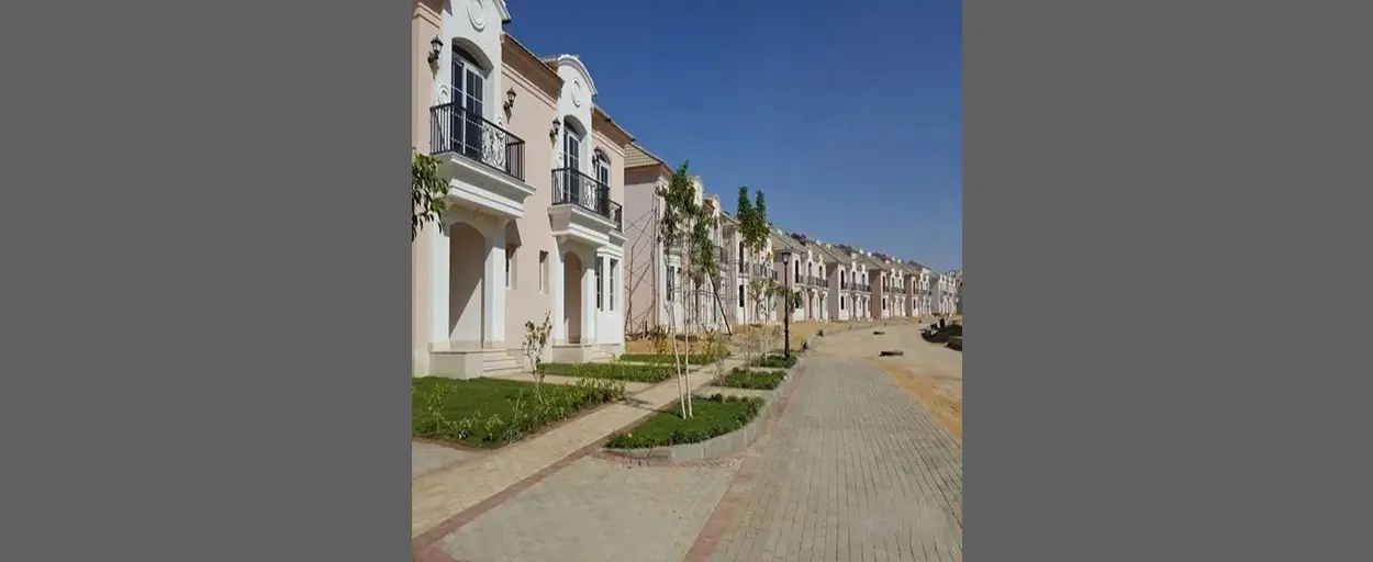 Layan | Townhouse