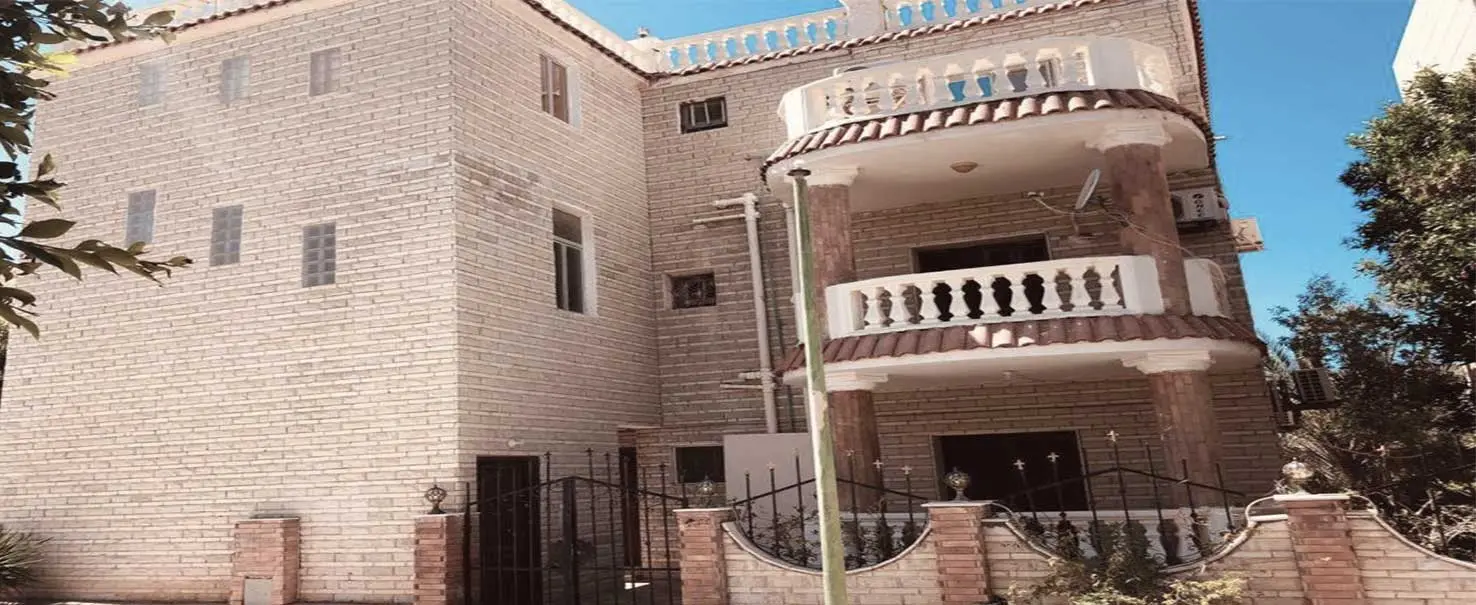  | Villa
