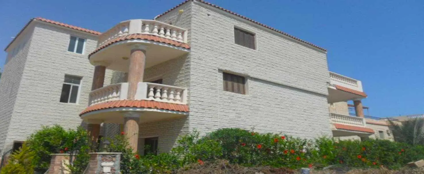 | Villa