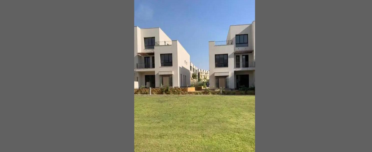 Courtyard - Westown | تاون هاوس