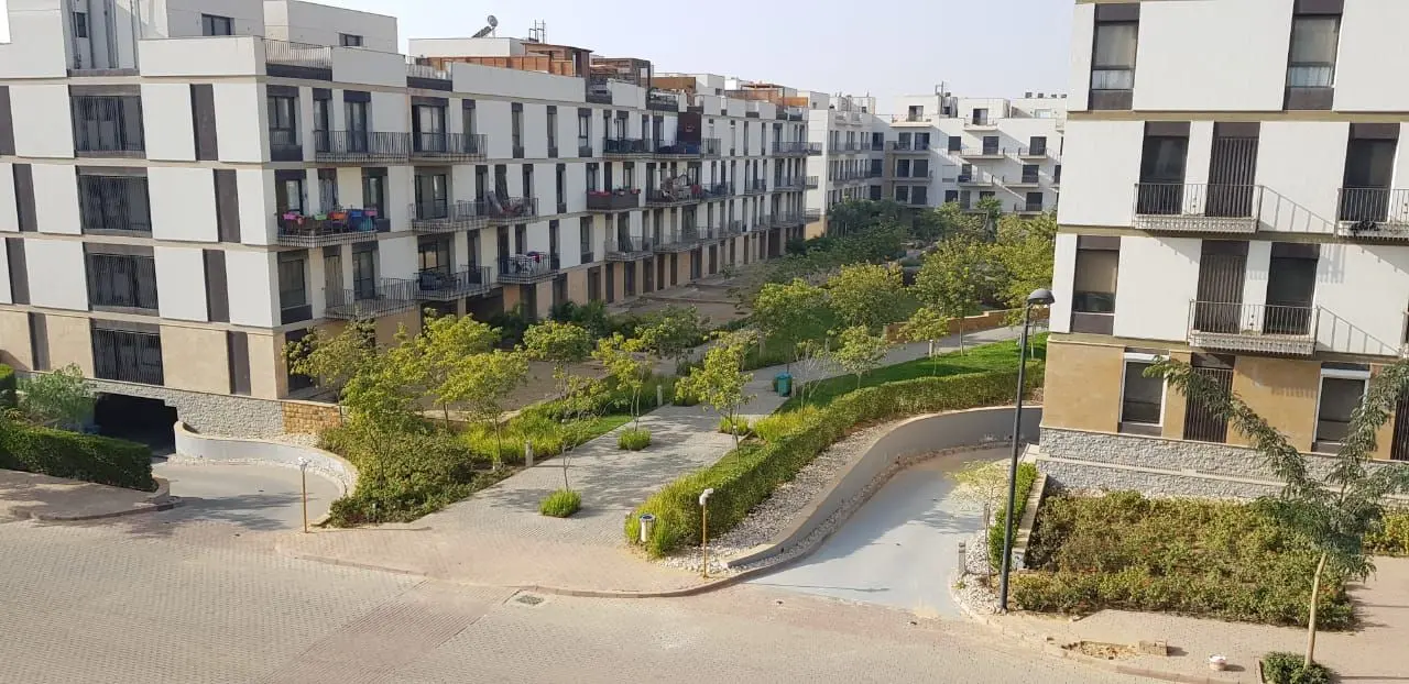Courtyard - Westown | Apartment