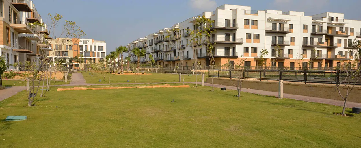 Courtyard - Westown | Apartment