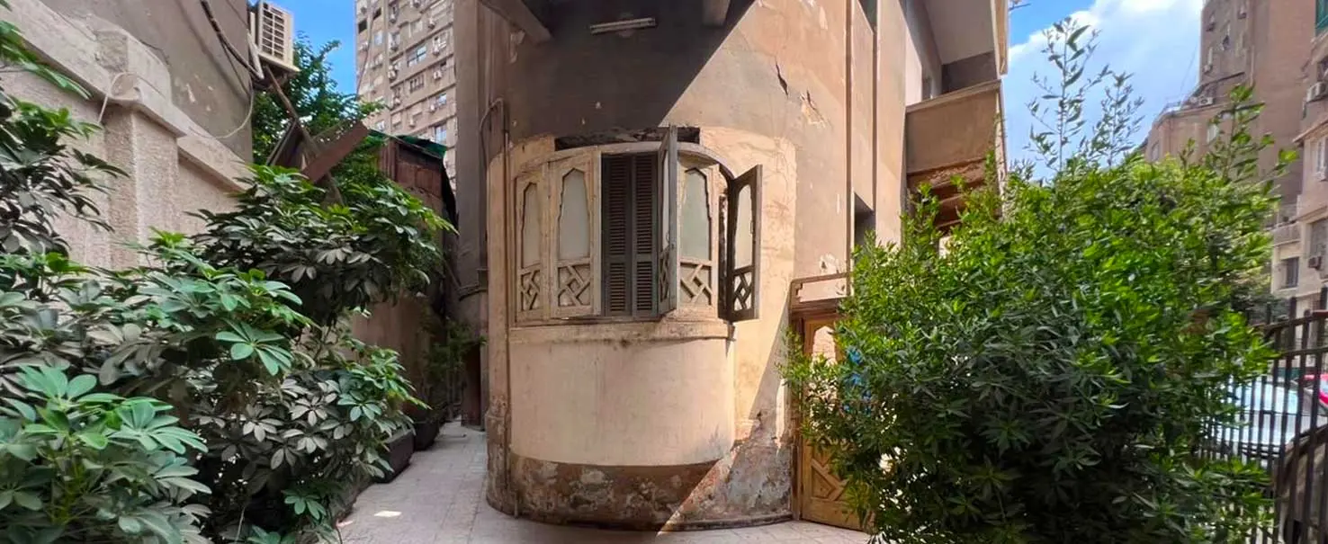 | مبنى