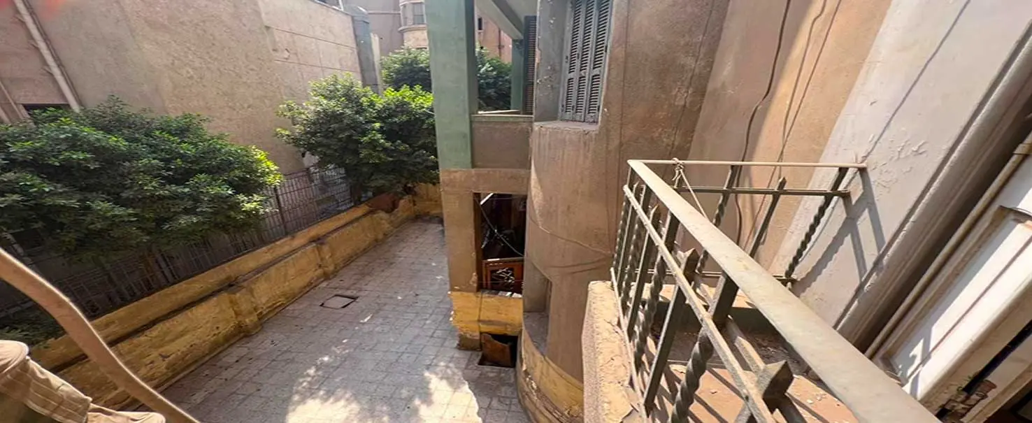 | مبنى
