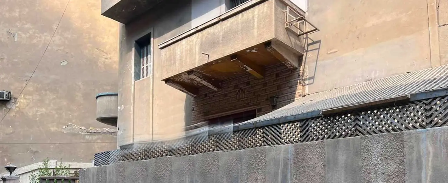 | مبنى