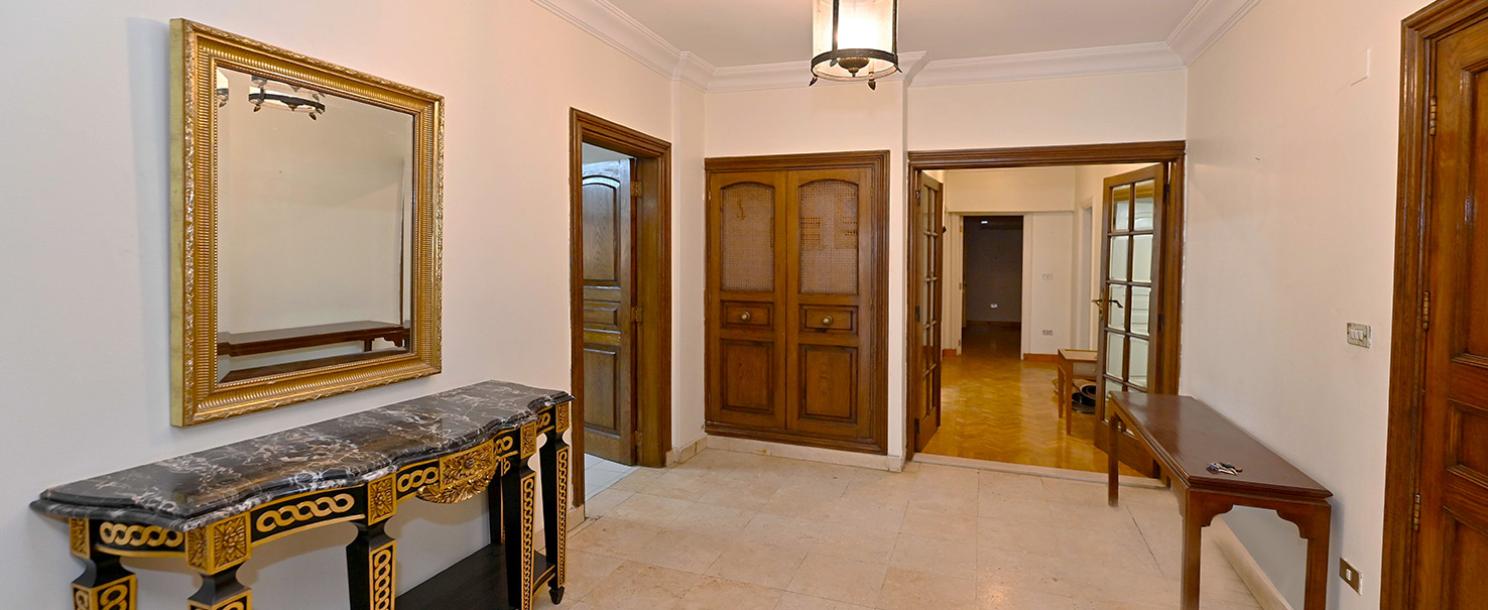 Sarayat | Apartment