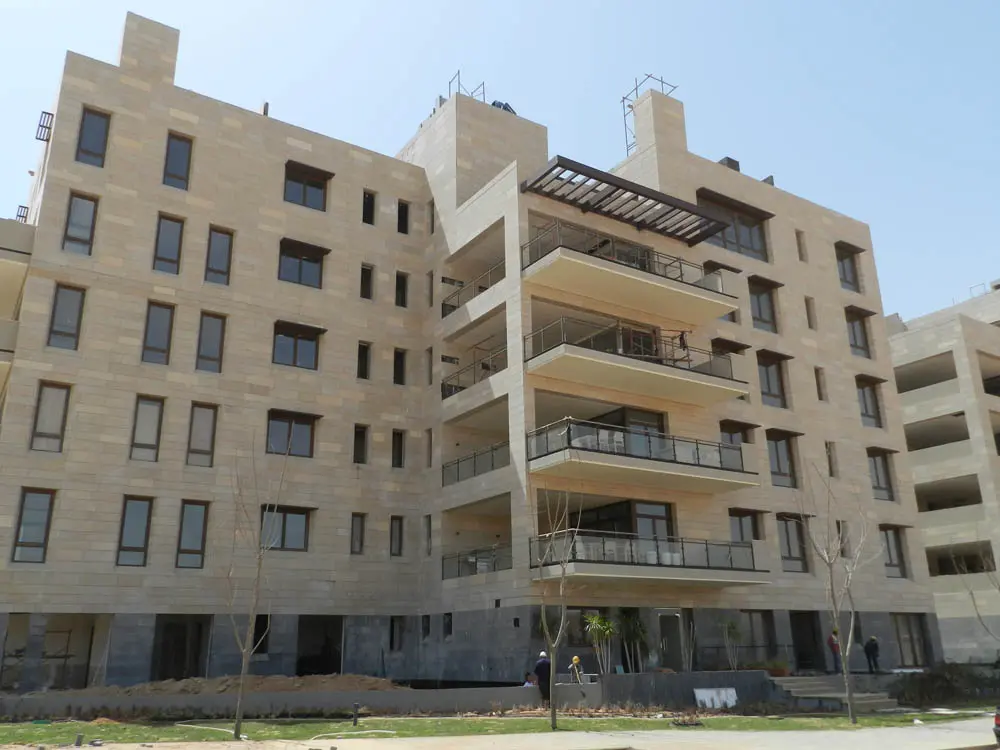 40 west | شقة