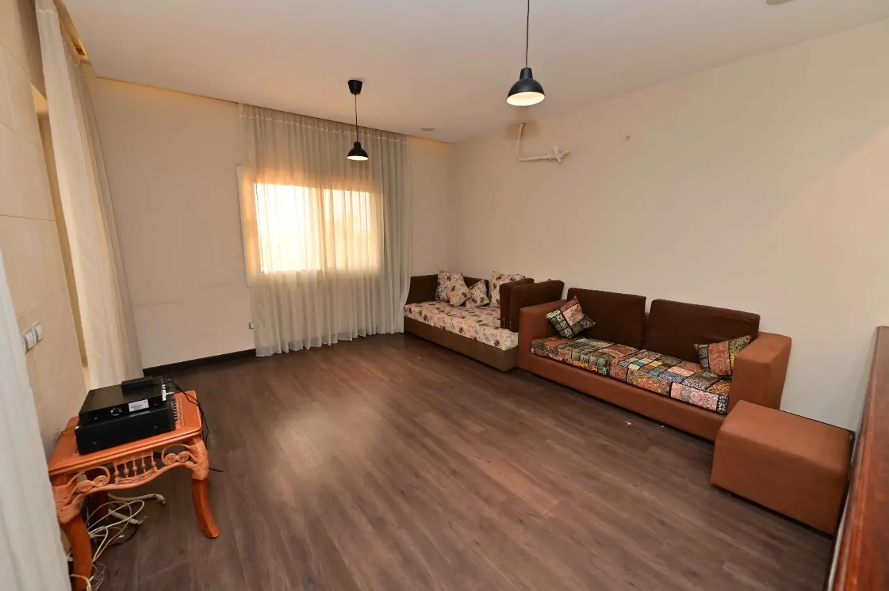 Les rois | Twin-house